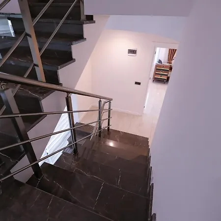 Luxury Villas & 빌라 *