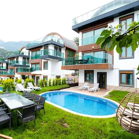 Villa Luxury Villas &